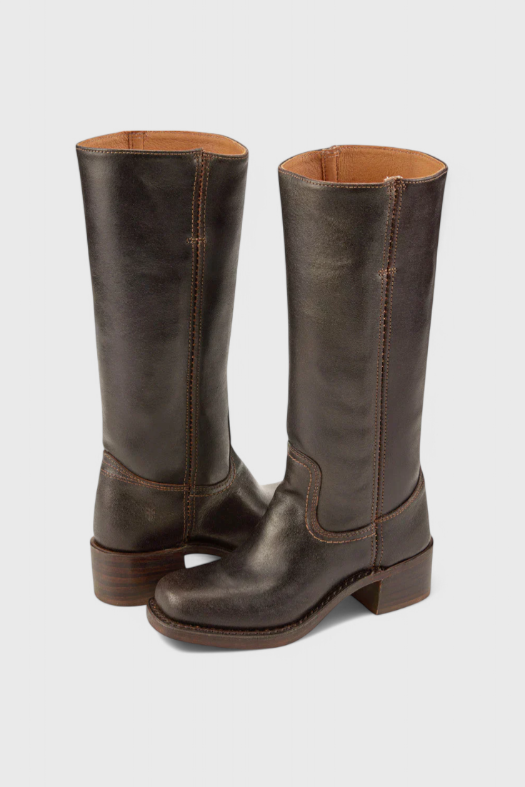 Modern Classic Boots for Women - All-Season Wear, Comfortable Footwear, Versatile Design