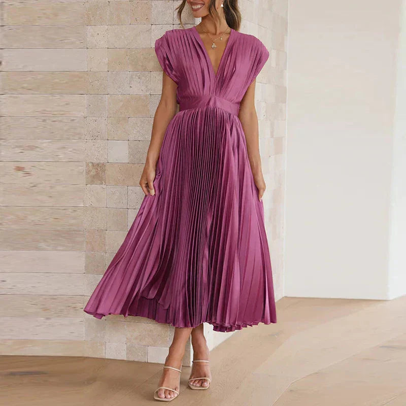 V-Neck Elegance™ | Women's Pleated Midi Dress | Lightweight Fabric, Flattering Fit & Stylish Design