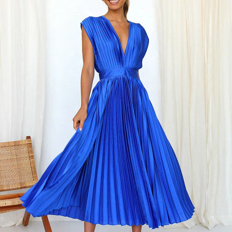 V-Neck Elegance™ | Women's Pleated Midi Dress | Lightweight Fabric, Flattering Fit & Stylish Design