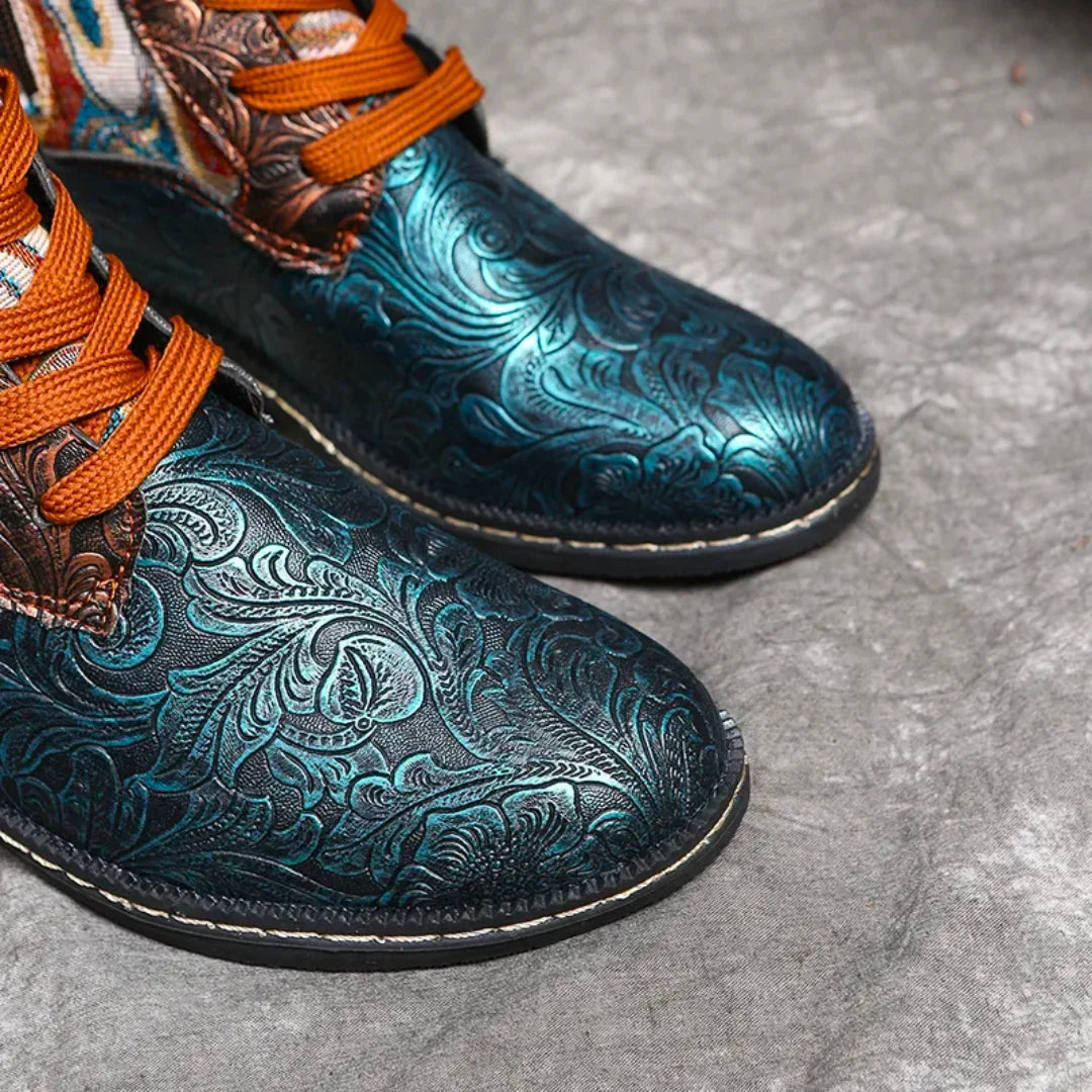 Retro Vogue™ | Women's Stylish Retro Boots | Faux Leather, Lace-Up Design & Cushioned Insole