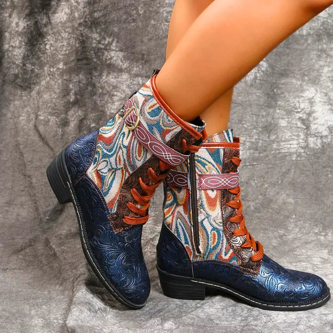 Retro Vogue™ | Women's Stylish Retro Boots | Faux Leather, Lace-Up Design & Cushioned Insole