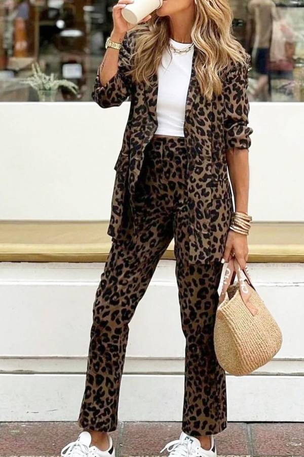 Leopard Luxe™ | Women's Relaxed Lapel Blazer & Elastic Waist Pants Set | Stylish Leopard Print, Comfortable Fit