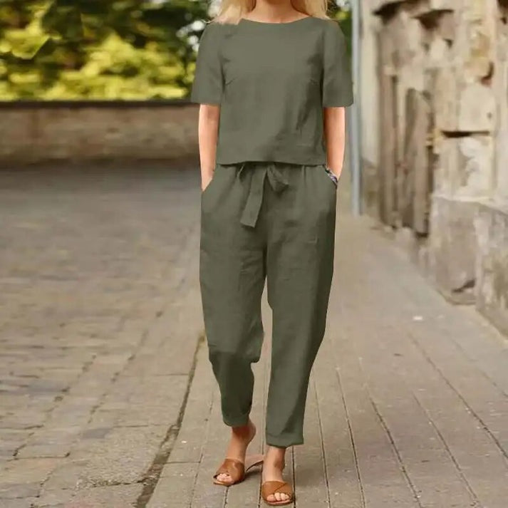 Summer Breeze™ | Women's Casual Two-Piece Set | Short Sleeve Top & Elastic Waist Shorts, Lightweight Fabric for Comfort