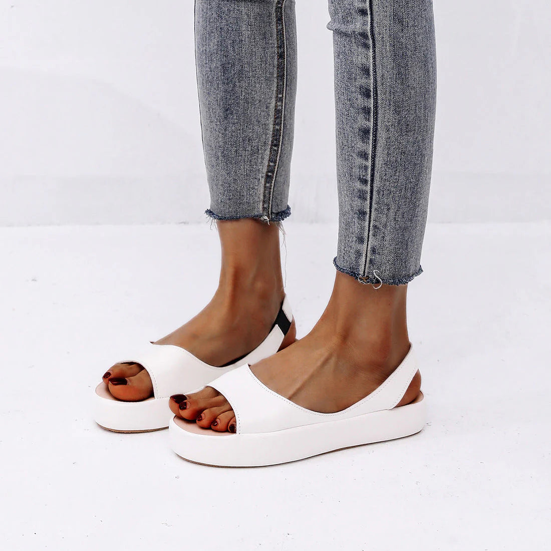 OrthoWave™ | Women's Orthopedic Summer Sandals | Breathable Design, Adjustable Straps & Arch Support