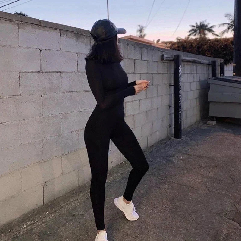 Skiing Noir™ | Women's Long Sleeve Ski Jumpsuit | Elastic Fit, Stylish Design & Comfortable Sportswear