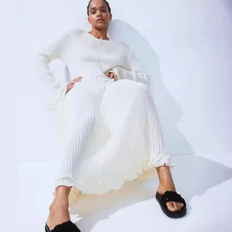 Ruffle Belle™ | Women's Pleated Long Dress | White, O-Neck, Flare Design for Autumn & Winter Fashion