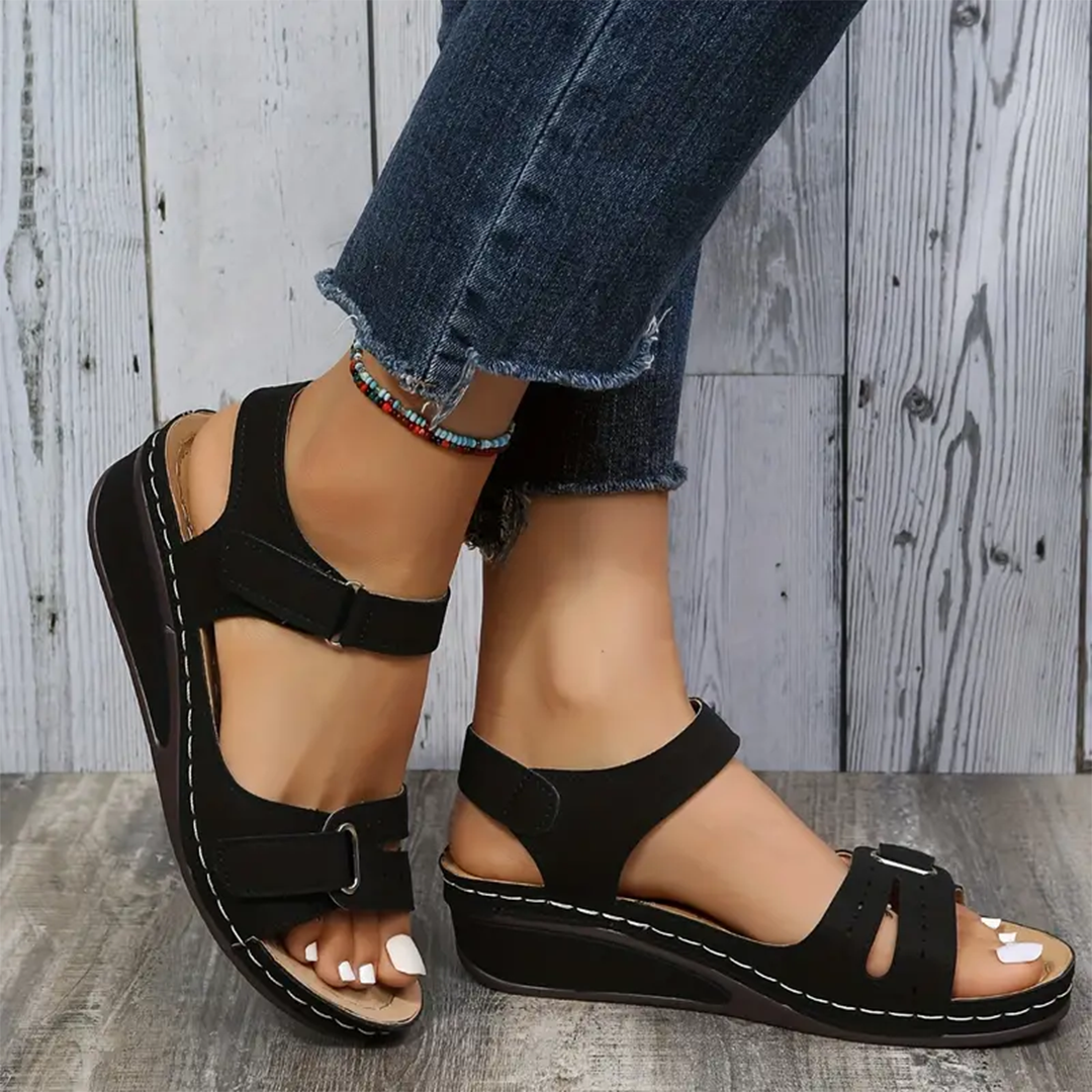 Sandalia Luxe™ | Women's Leather Strap Sandals | Durable Material, Adjustable Straps & Comfortable Fit