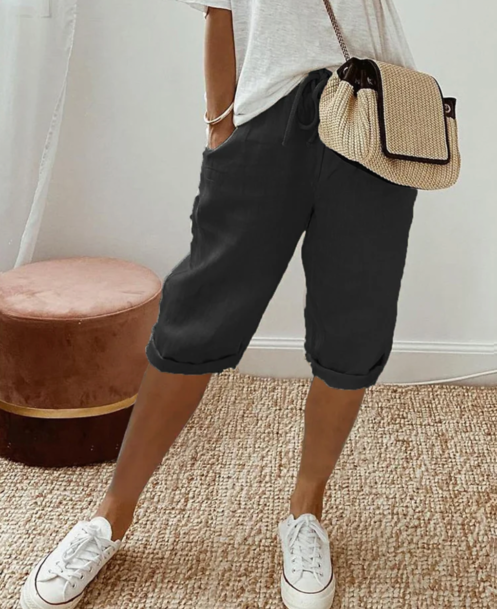 B&S | High-Waisted & Breathable Linen Shorts for Women – Stylish Knee-Length Trousers for Day-to-Night Wear