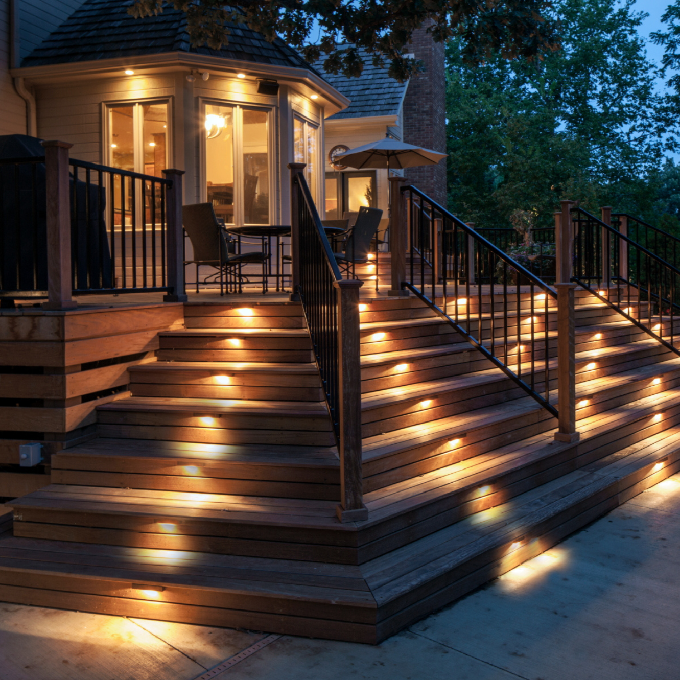 Solar LED Step Lights for Outdoor Pathway Illumination and Safety - Waterproof, Energy-Efficient Lighting for Steps and Walkways