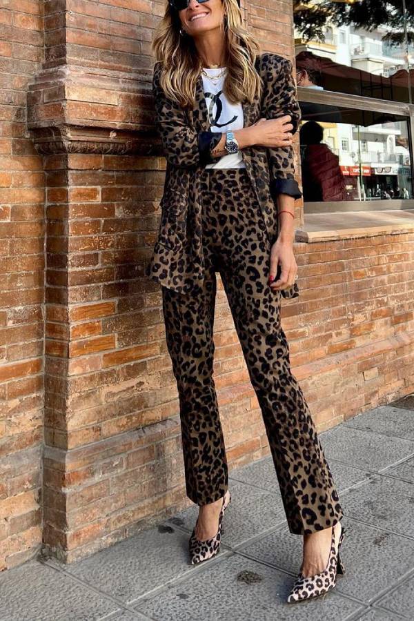Leopard Luxe™ | Women's Relaxed Lapel Blazer & Elastic Waist Pants Set | Stylish Leopard Print, Comfortable Fit