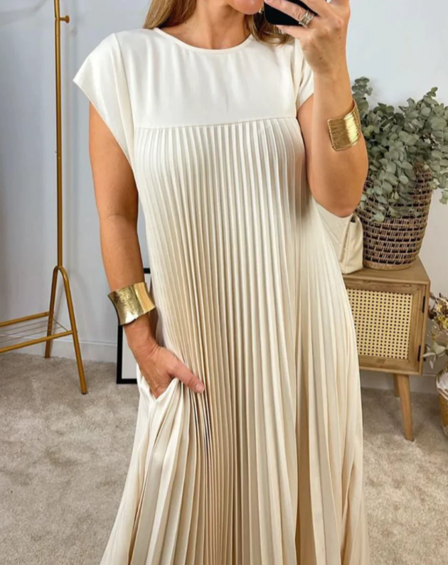 Sleeveless Pleated Dress | Women's Elegant Summer Dress | Lightweight Fabric, Flattering Fit & Versatile Style