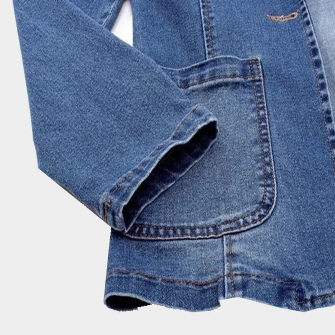 Stylish Denim Blazer for Women in Durable Denim Fabric with Tailored Fit and Versatile Design