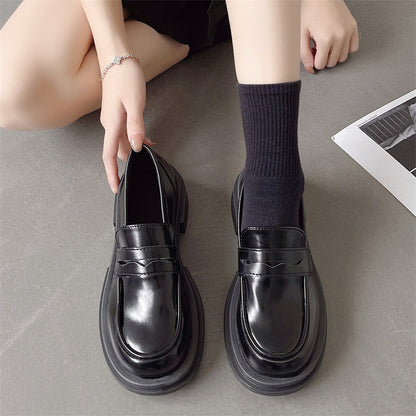 Wide Width Feet Loafer Casual Leather Style