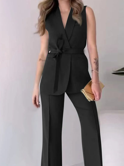 Blazer Elise™ | Women's Sleeveless Blazer Suit | Tailored Fit, V-Neck Design & High-Waisted Trousers with Belted Waist