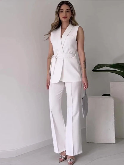 Blazer Elise™ | Women's Sleeveless Blazer Suit | Tailored Fit, V-Neck Design & High-Waisted Trousers with Belted Waist