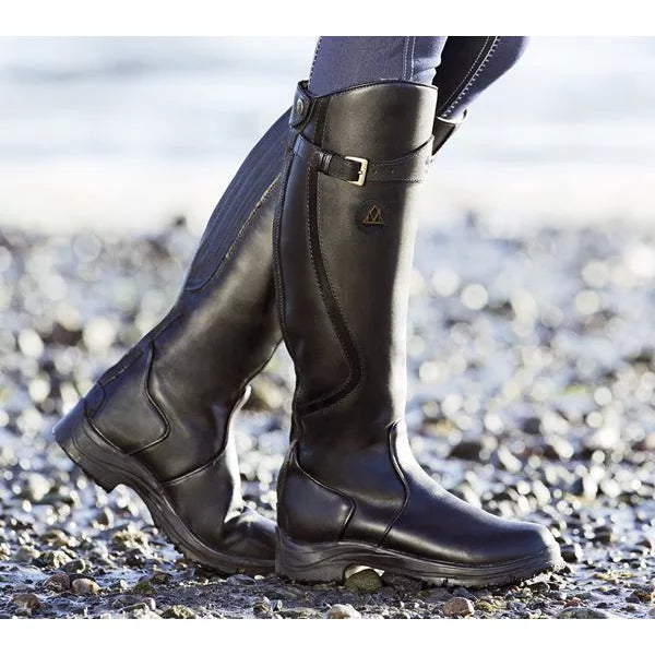 Women's Waterproof Warm Boots - Durable and Comfortable Footwear for Outdoor Activities
