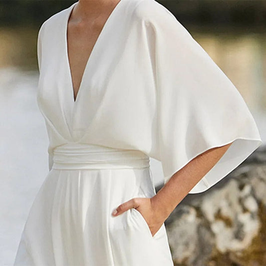 B&S | Comfortable & Stylish V-Neck Jumpsuit – Medium-Weight Knit with Wide Legs & Pockets for Women