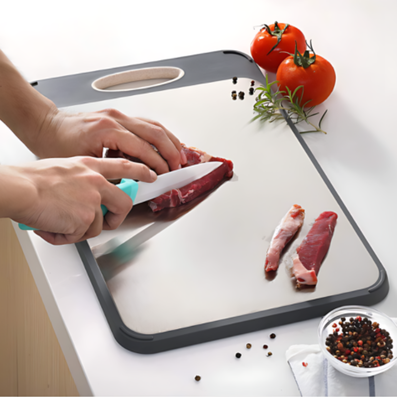 SliceMaster Glass Chopping Board with Titanium Coating – Tough, Easy to Clean and Scratch-Resistant