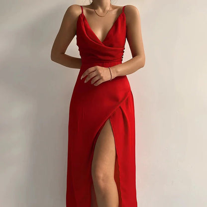 V-Neck Elegance™ | Women's Ruched Slit Dress | Soft Fabric, Deep V-Neck, and Flattering Fit