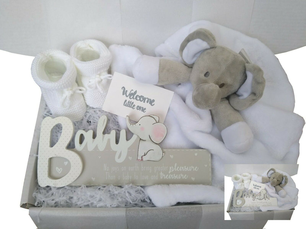 Unisex Baby Hamper Gifts Hamper UK for Baby Shower