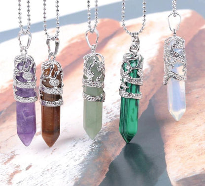 Irregular Quartz Healing Chakra Crystal Necklace Pendant