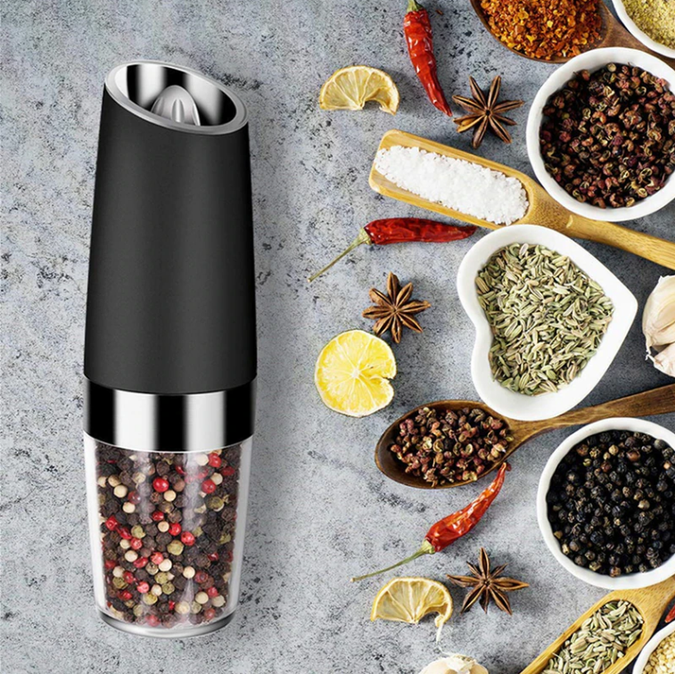 salt-and-pepper-grinders